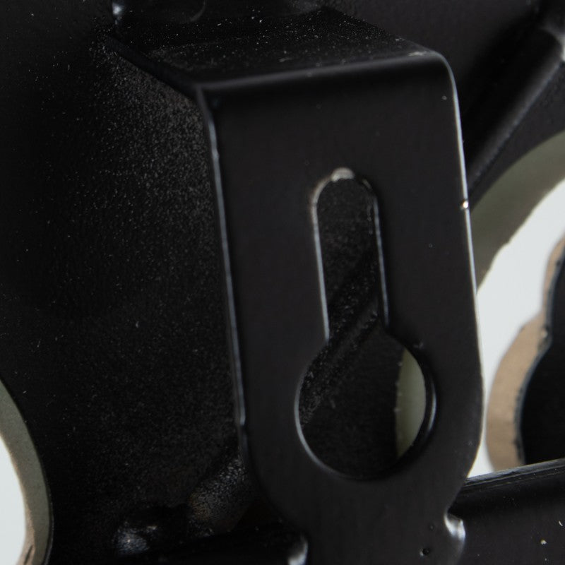 Espelho de Parede em Metal – Sofisticação Clássica