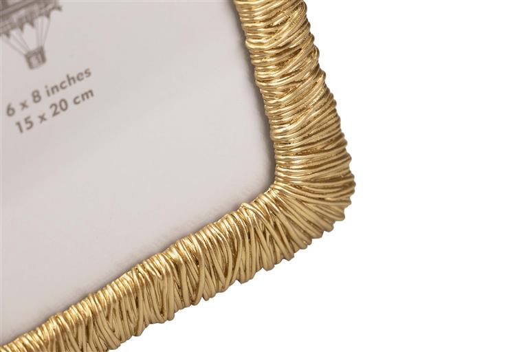 MOLDURA ARAME DOURADO